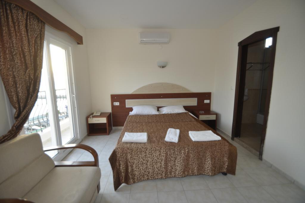 Ado Beach Hotel Turgutreis Zimmer foto