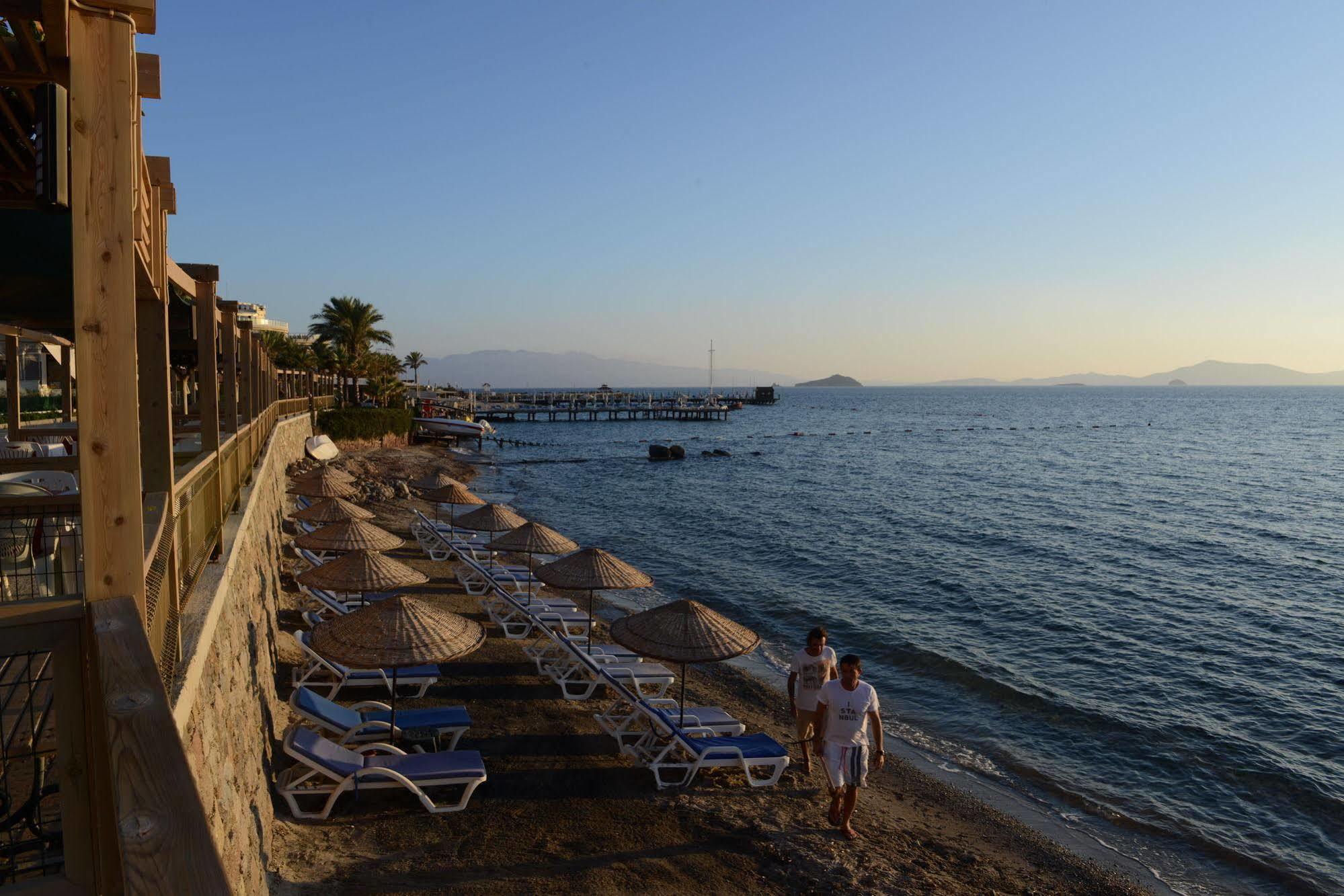 Ado Beach Hotel Turgutreis Exterior foto